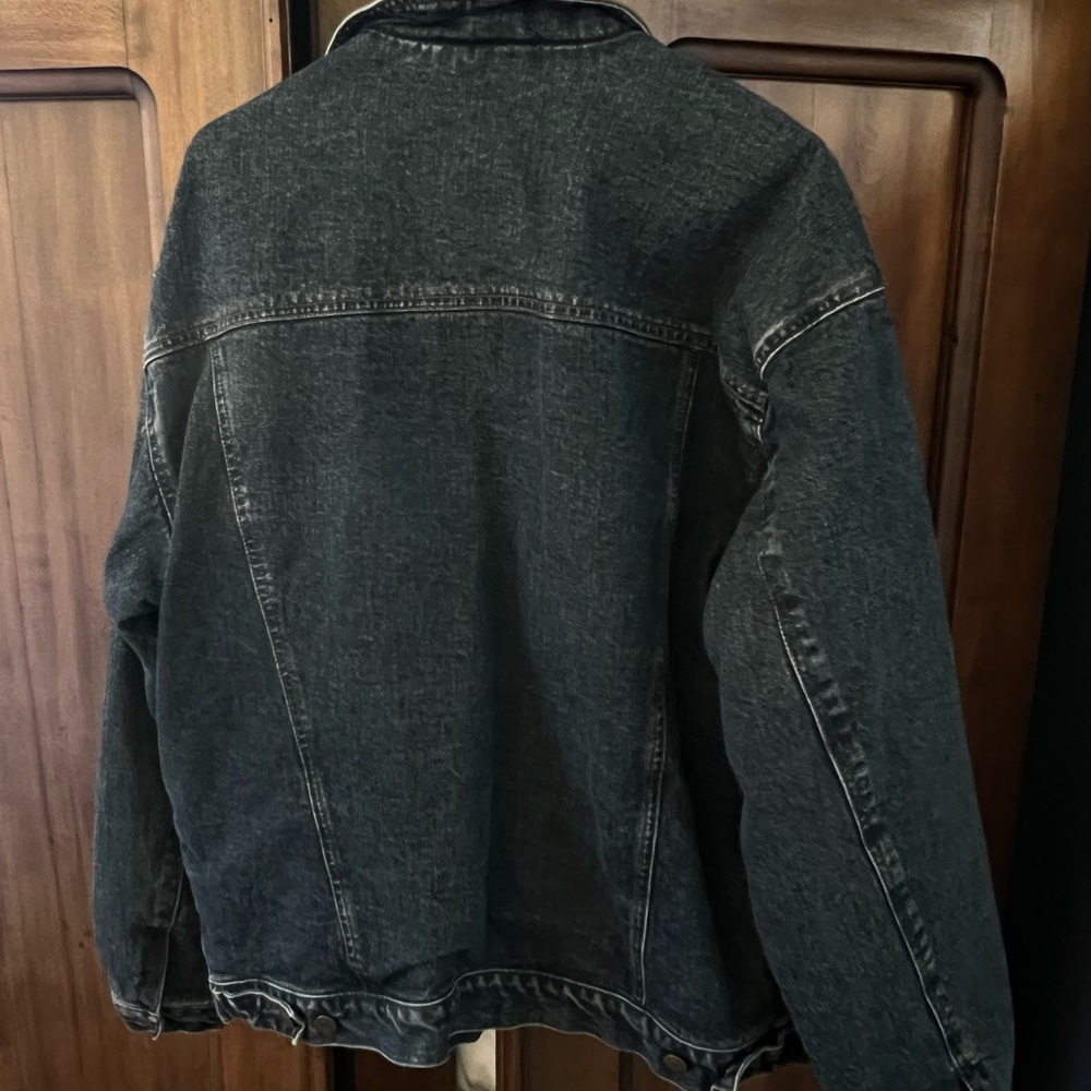 Vintage GAP Denim Jacket - Barn Jacket - Flannel Lining - Leather Collar - Picture 3 of 6